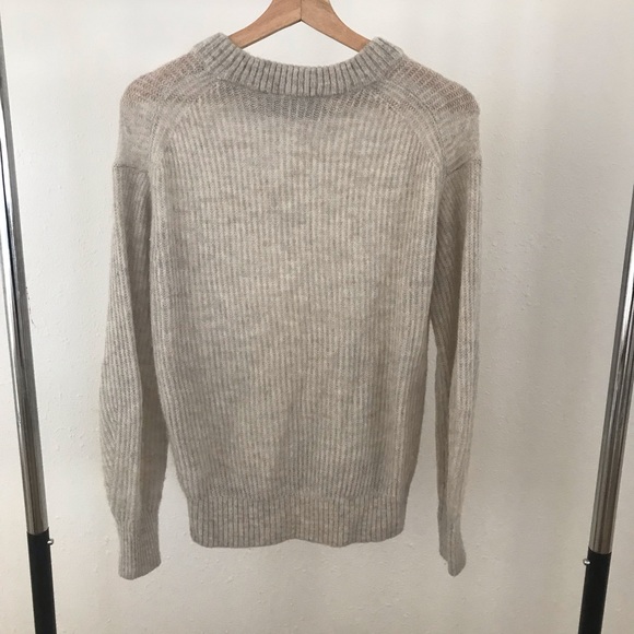 Everlane Oversized Alpaca Crew Sweater - Picture 2 of 3